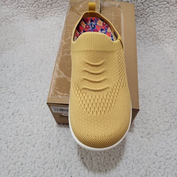 NEW REVITALIGN Women's Stella Slide Mule, Yellow Ochre SIZE 6 Wide - Picture 1 of 7